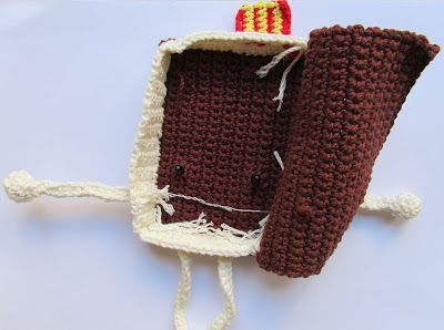 Montaje del libro Montaje del libro de amigurumi