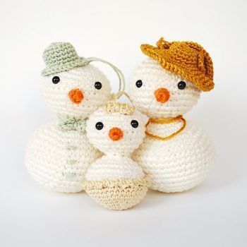 muñeco-de-nieve-amigurumi-bebé