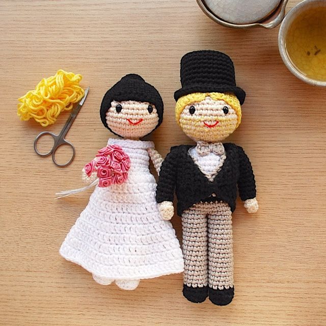 WIP de los novios de amigurumi