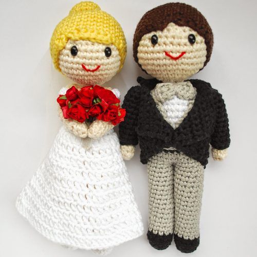 Novios de amigurumi para tarta de bodas