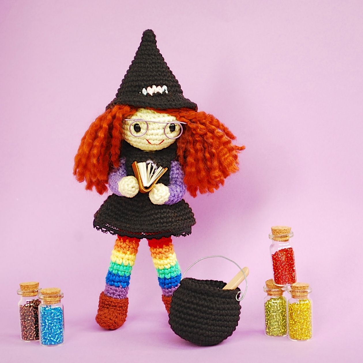 patron-bruja-crochet-muñeca-amigurumi