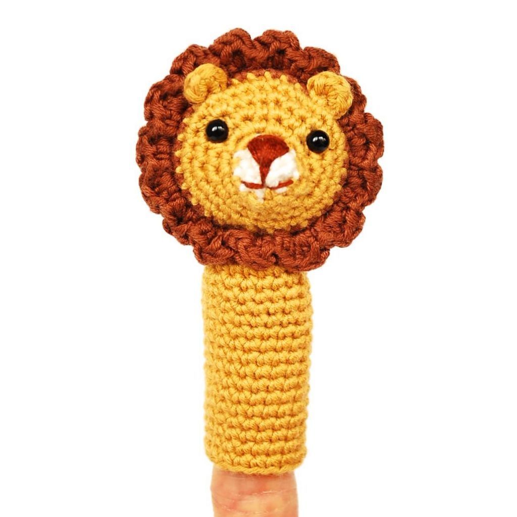 muñeco-dedo-león-amigurumi-patrón-pdf