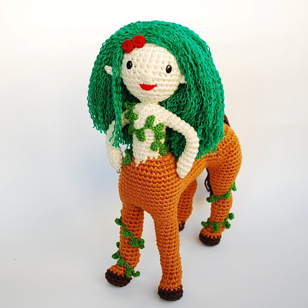 poner-pelo-a-muñecas-amigurumi