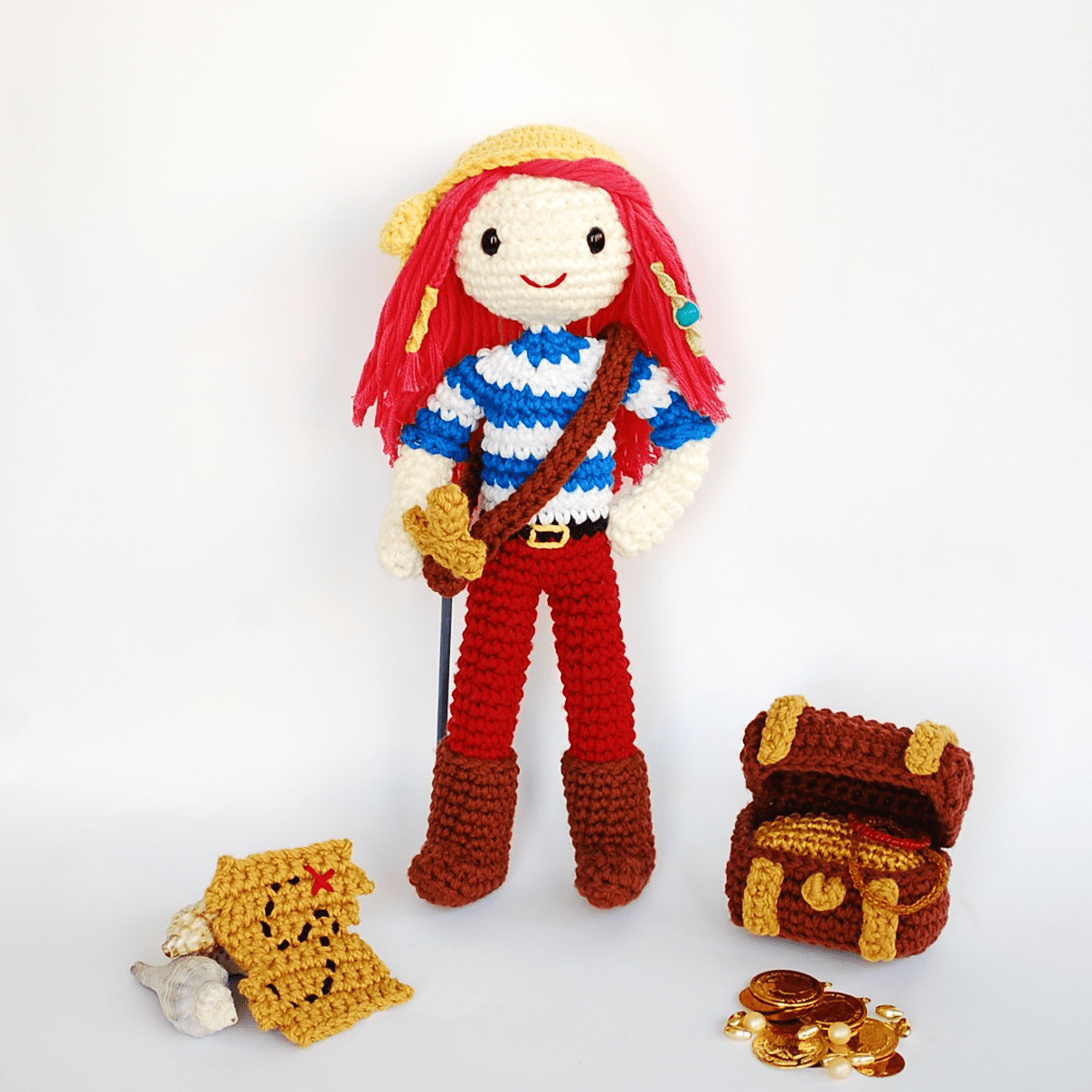 pirata amigurumi patrón